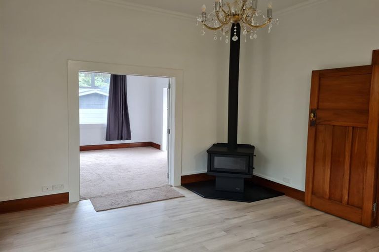 Photo of property in 69b Hampden Street, Picton, 7220