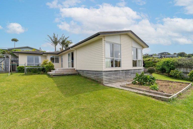 Photo of property in 7 Waikowhai Place, Raglan, 3225