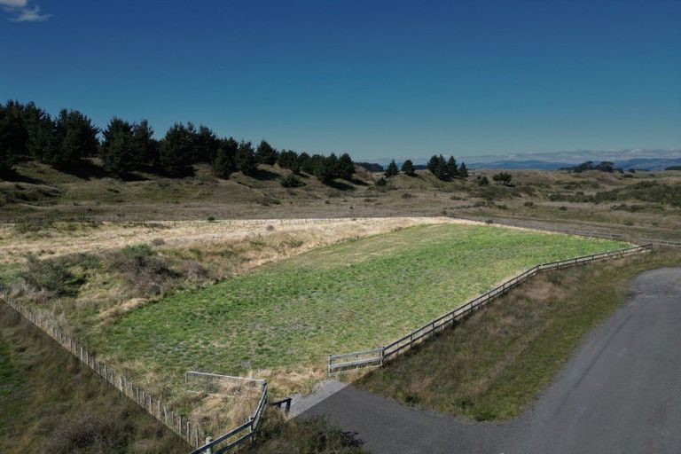 Photo of property in 33 Truebridge Drive, Waitarere, Levin, 5510