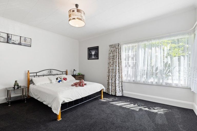 Photo of property in 188 Gayhurst Road, Dallington, Christchurch, 8061