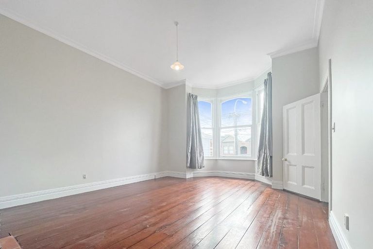 Photo of property in 250 Adelaide Road, Newtown, Wellington, 6021