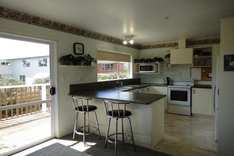 Photo of property in 42a Marsden Point Road, Ruakaka, 0116