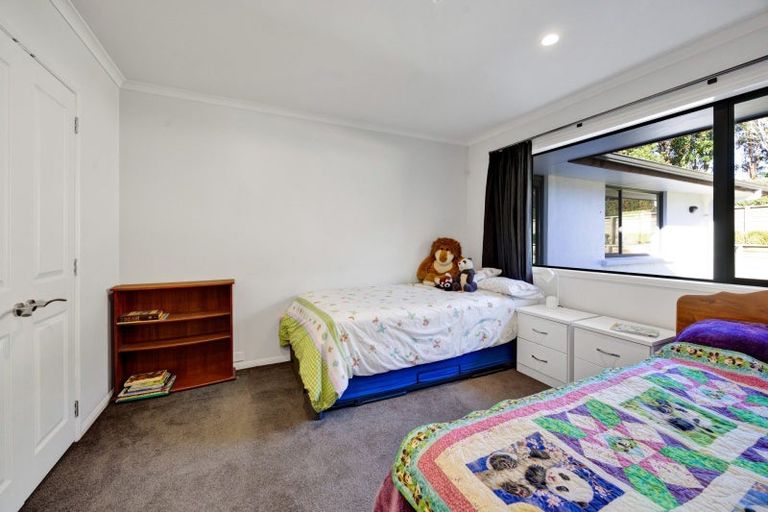 Photo of property in 90 Ridgewood Drive, Ridgewood, New Plymouth, 4371