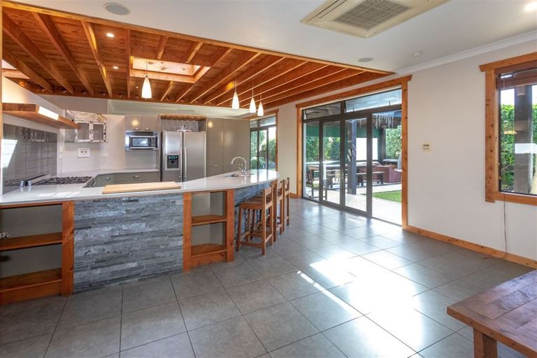 Photo of property in 13 Tudor Grove, Whitianga, 3510