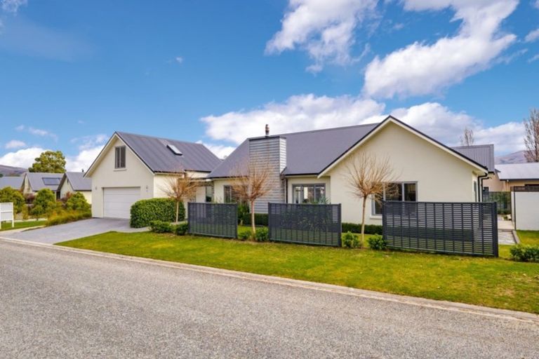 Photo of property in 23 The Dunes, Cromwell, 9310