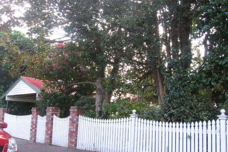 Photo of property in 79 Waterloo Road, Hutt Central, Lower Hutt, 5010