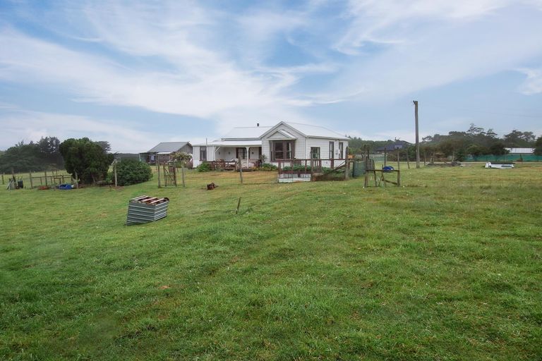 Photo of property in 32 Chester Street, Hampden, 9410