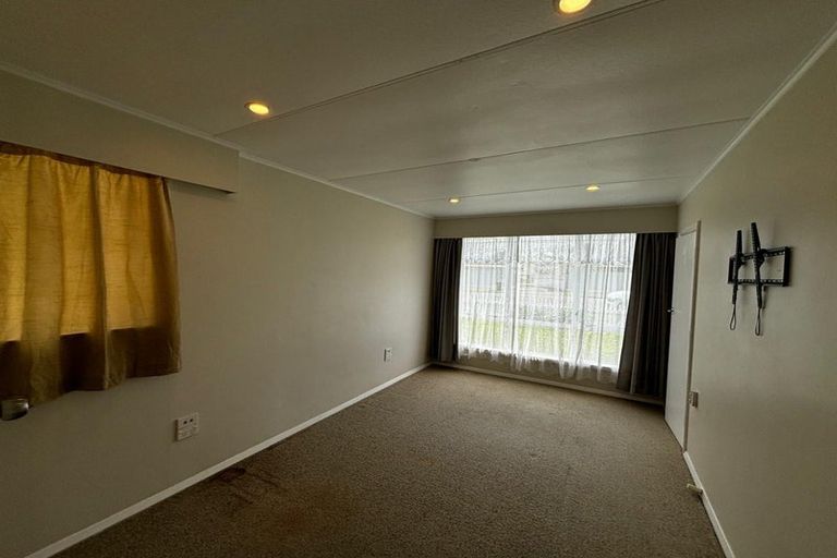 Photo of property in 67 Fairfield Road, Hawera, 4610