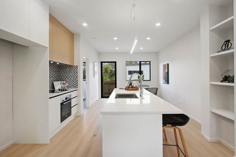 Photo of property in 16 Ranch Terrace, Wanaka, 9382