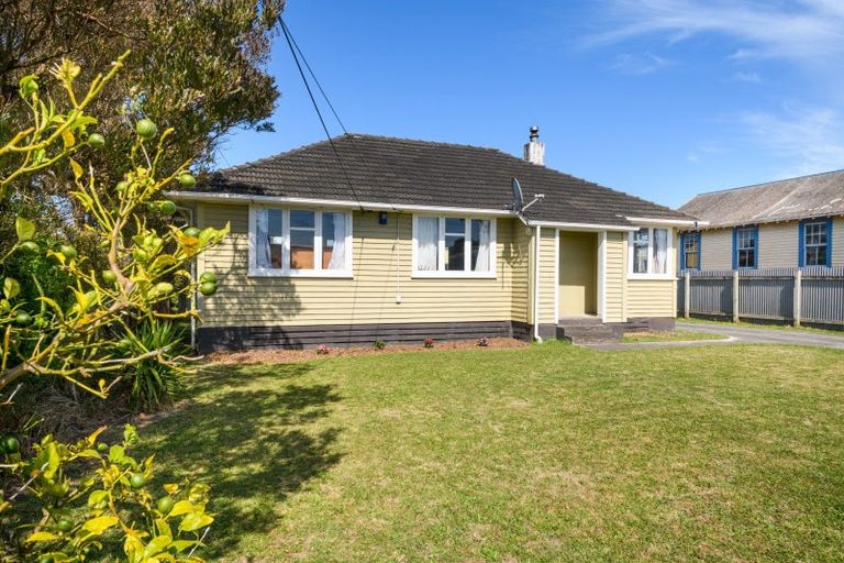 Photo of property in 39 Cambridge Street, Milson, Palmerston North, 4414