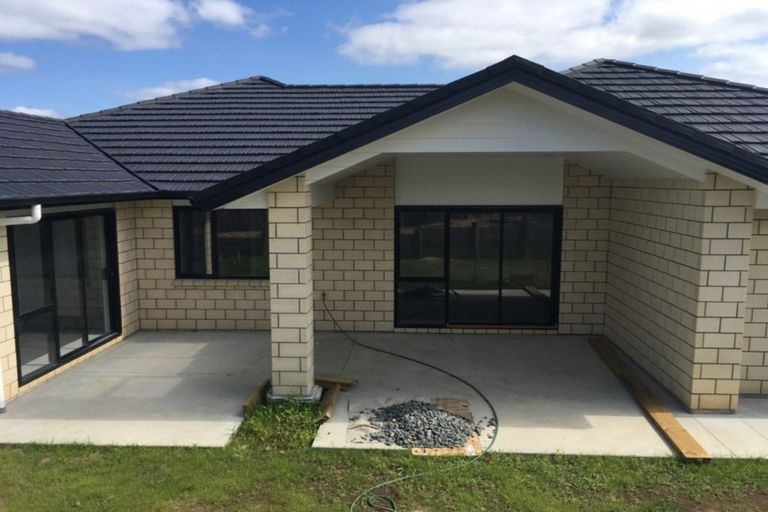 Photo of property in 23 Miharo Crescent, Flagstaff, Hamilton, 3210