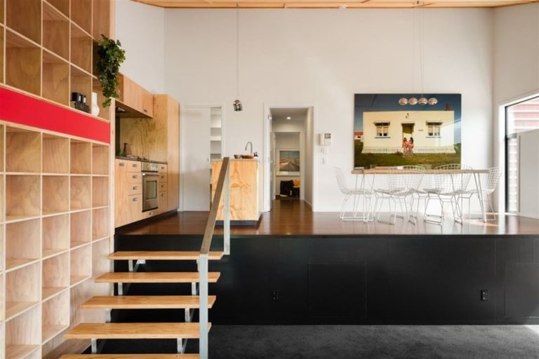 Photo of property in 6 Craigieburn Lane, Mount Pleasant, Christchurch, 8081