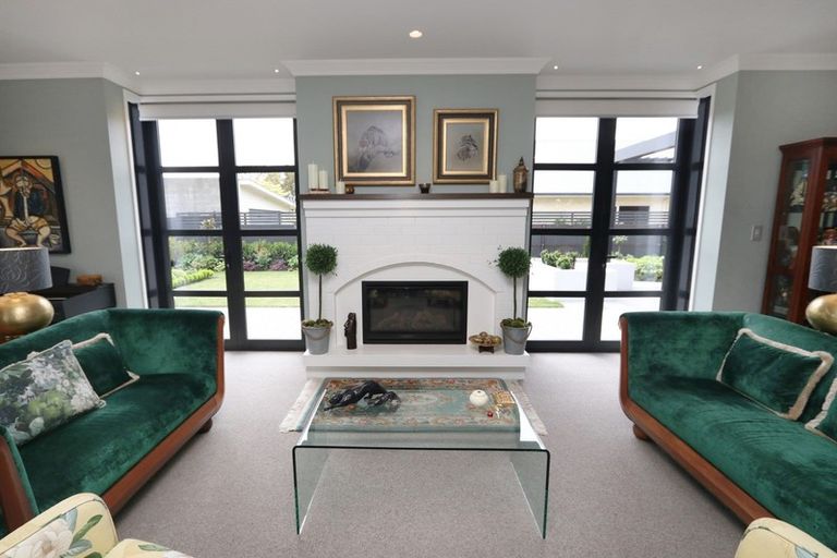 Photo of property in 99 Oak Grove, Ashburton, 7700