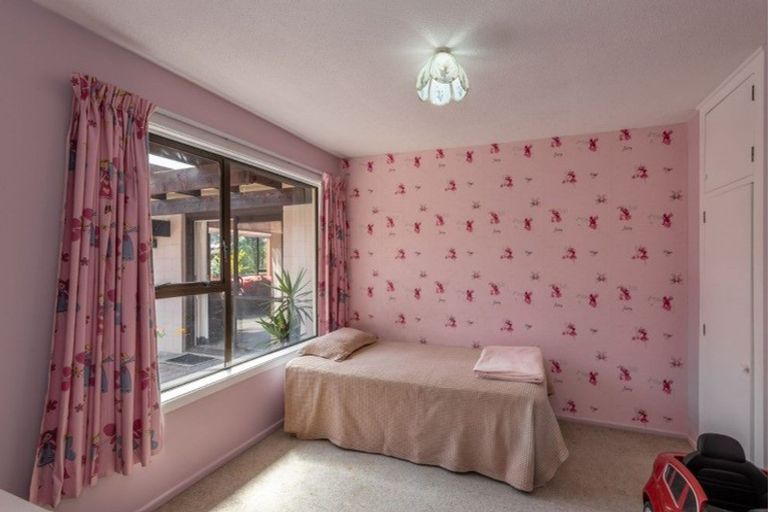 Photo of property in 17 John Street, Rolleston, 7614