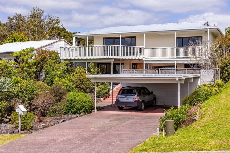 Photo of property in 90 Te Haumi Drive, Paihia, 0200