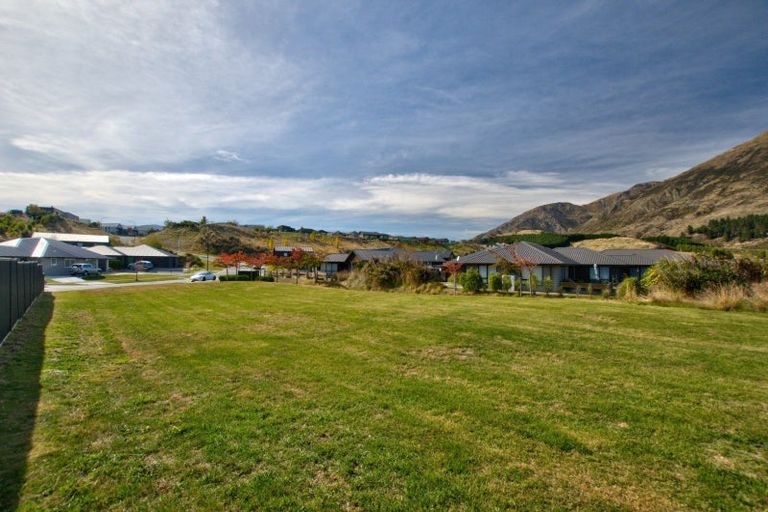 Photo of property in 18 Toni's Terrace, Lower Shotover, Queenstown, 9304