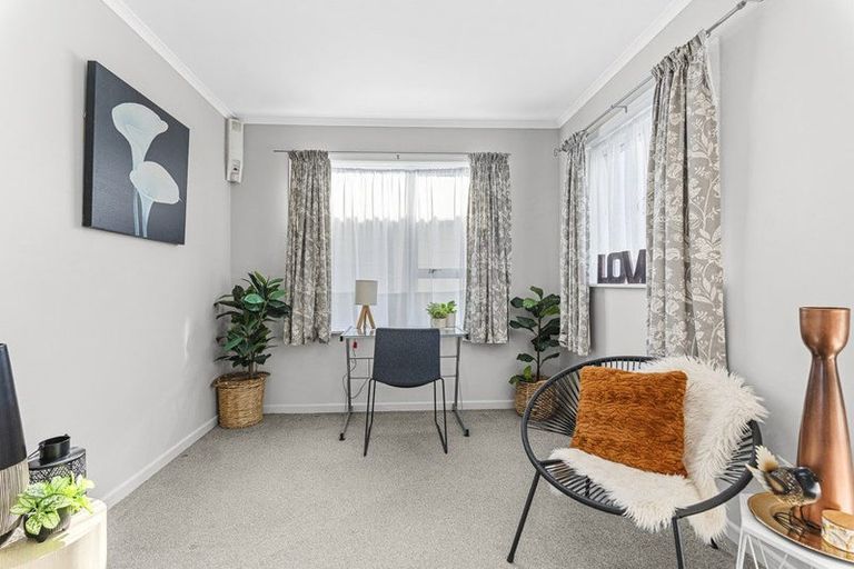 Photo of property in 45c Princess Street, Waitara, 4320