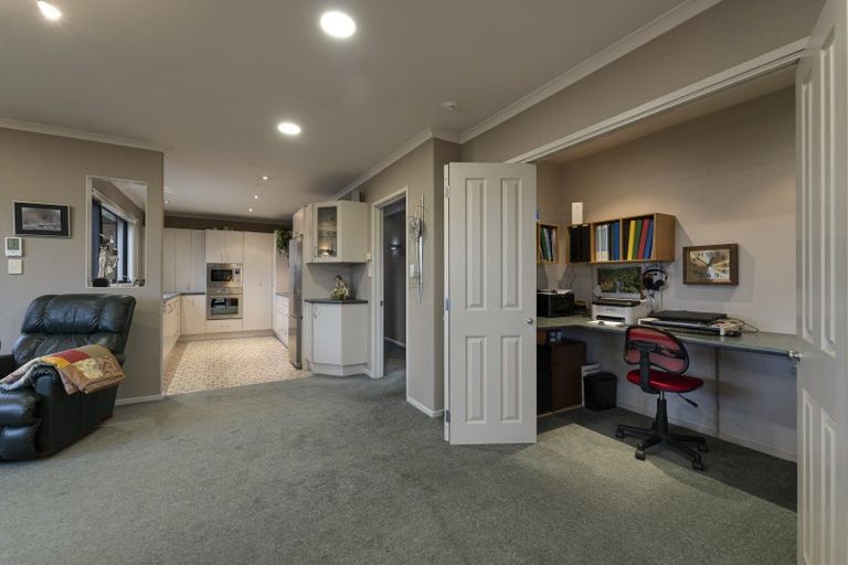 Photo of property in 6 Gala Grove, Alexandra, 9320