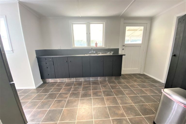 Photo of property in 78 Matai Street, Castlecliff, Whanganui, 4501