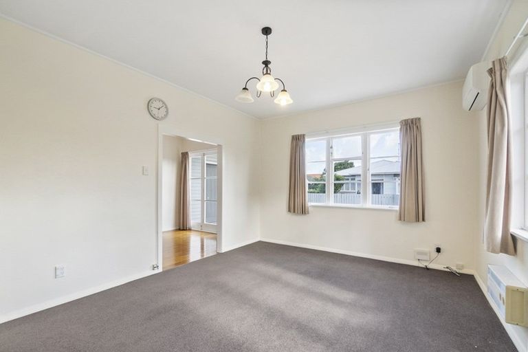 Photo of property in 41 Claude Street, Fairfield, Hamilton, 3214