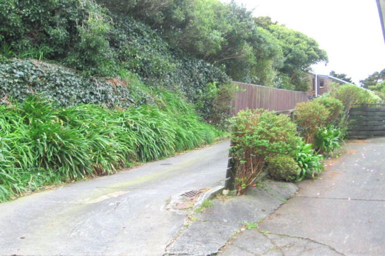 Photo of property in 10 Braemar Terrace, Johnsonville, Wellington, 6037