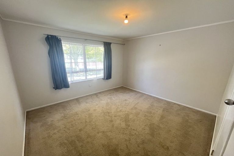 Photo of property in 12 Fairdale Avenue, Red Hill, Papakura, 2110