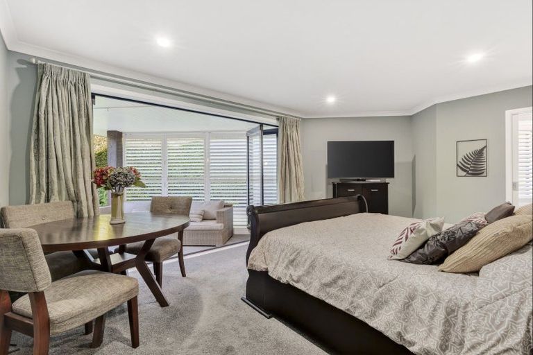 Photo of property in 4 Cooper Crescent, Cambridge, 3434