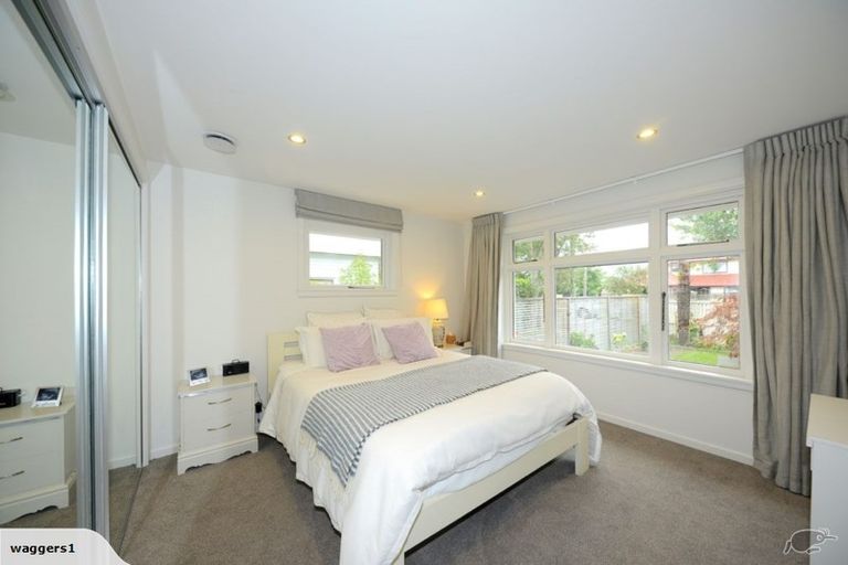 Photo of property in 216 Weston Road, St Albans, Christchurch, 8052