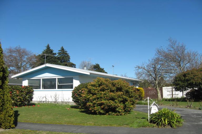 Photo of property in 14 Hornsby Street, Carterton, 5713