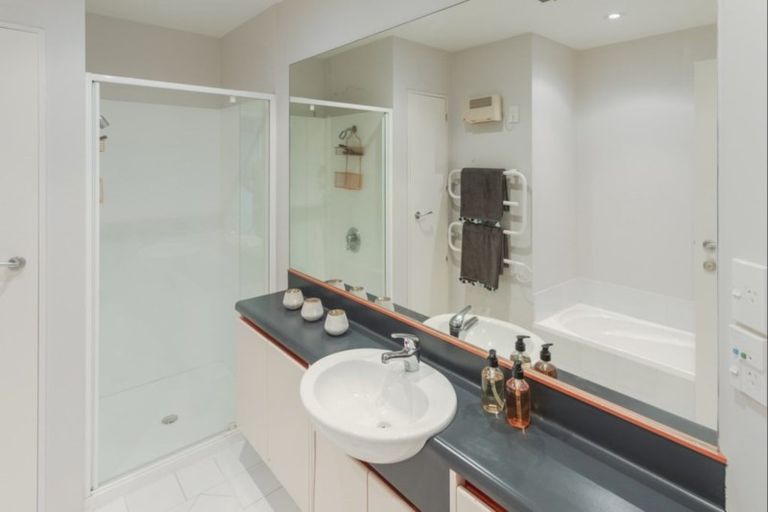 Photo of property in Civic Chambers Apartments, 2b/25 Cuba Street, Te Aro, Wellington, 6011