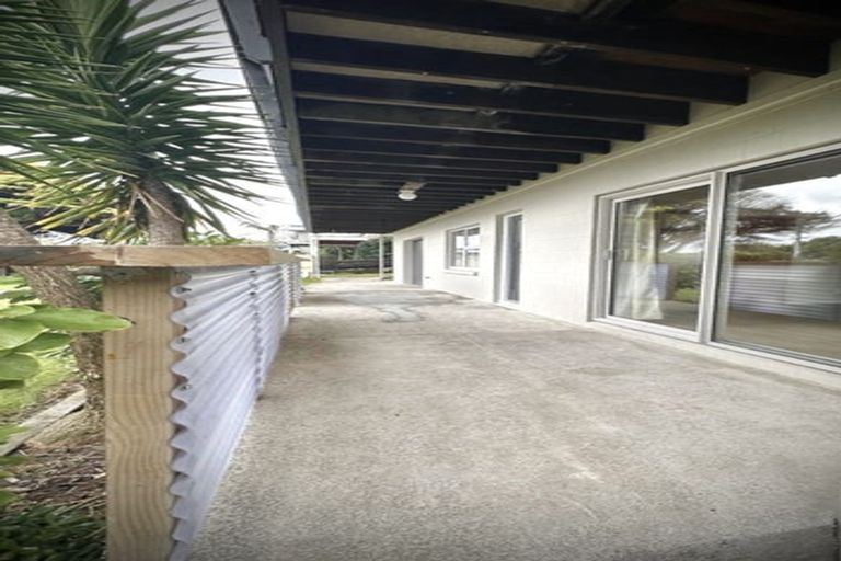 Photo of property in 35 Maranui Street, Mount Maunganui, 3116