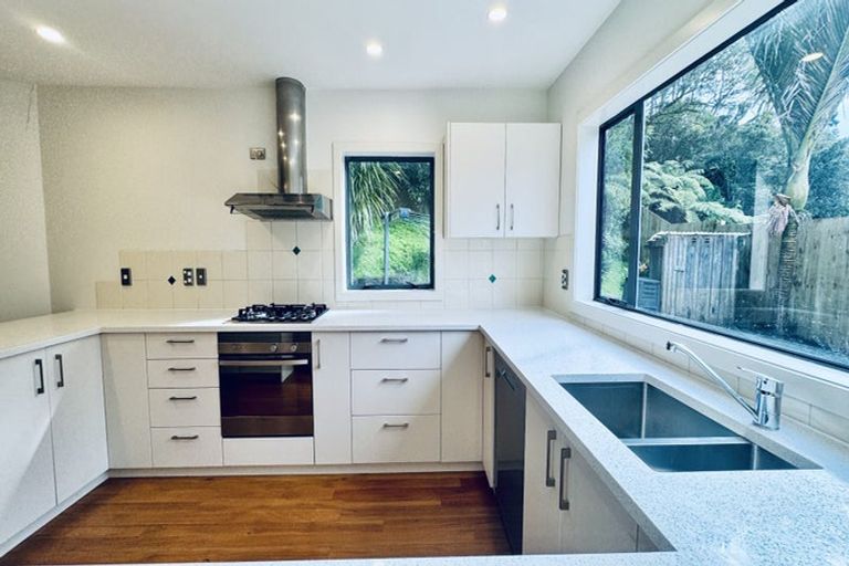 Photo of property in 4/35 John Court Street, Birkenhead, Auckland, 0626