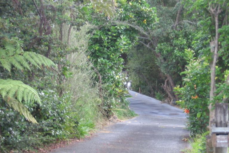 Photo of property in 24 Odin Place, Beach Haven, Auckland, 0626