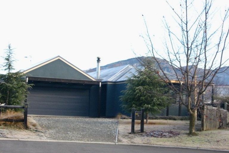 Photo of property in 10 Tipperary Place, Arrowtown, 9302