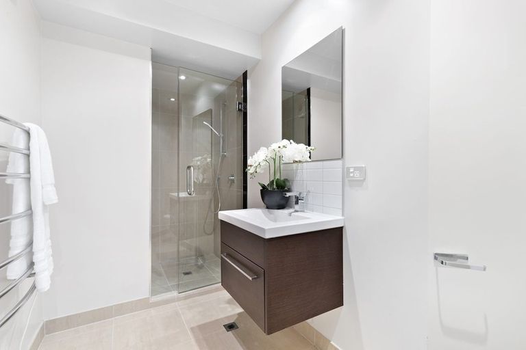 Photo of property in 2/11 Gum Lane, Queenstown, 9300