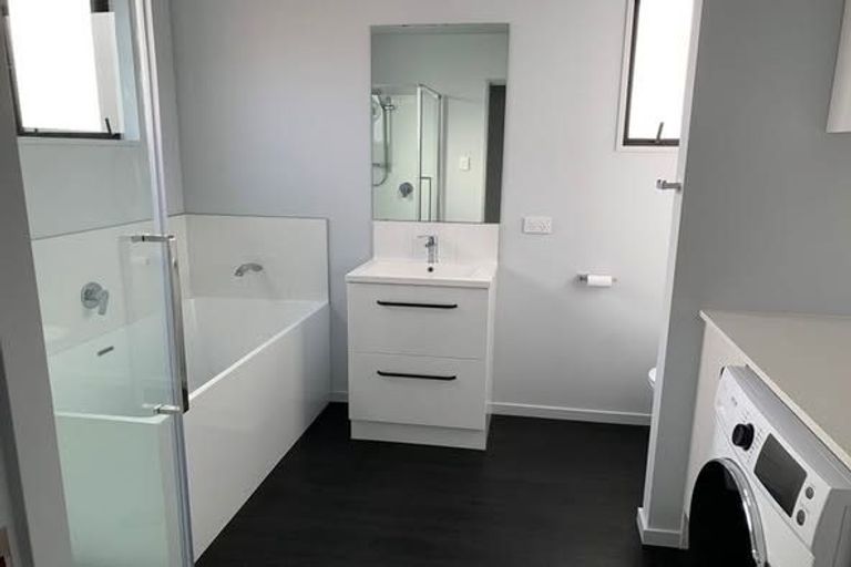 Photo of property in 10 Suffolk Drive, Kirwee, 7571