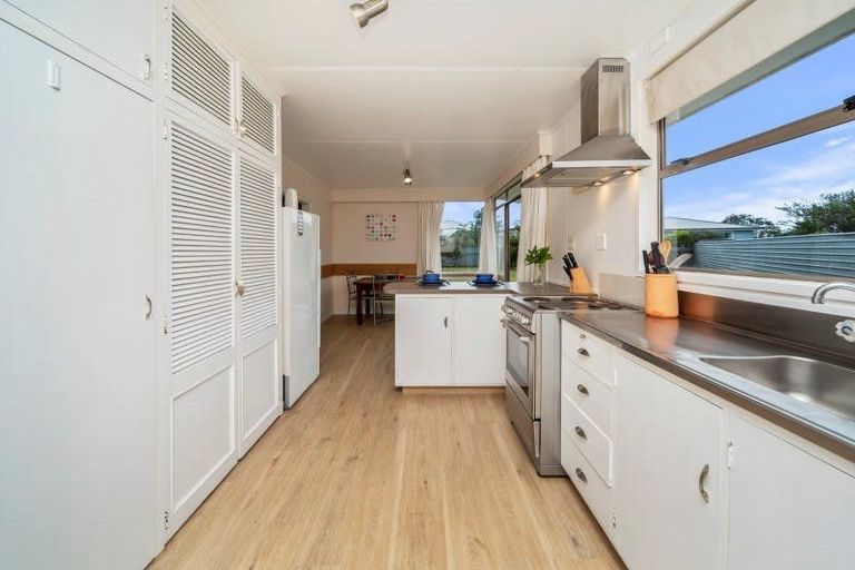 Photo of property in 182 Glover Road, Hawera, 4610