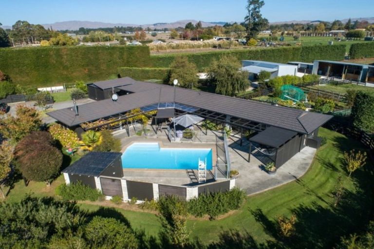 Photo of property in 33 Montana Road, Bridge Pa, Hastings, 4175