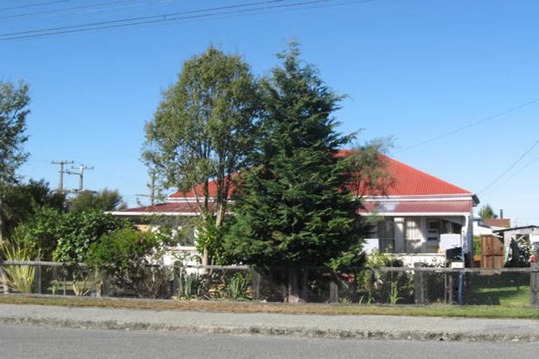 Photo of property in 9 Herbert Street, Waimate, 7924