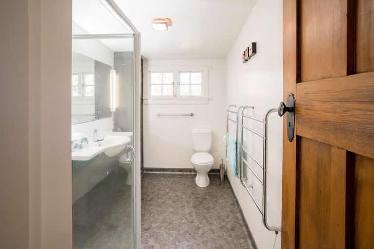 Photo of property in 33 Norwood Street, Beckenham, Christchurch, 8023