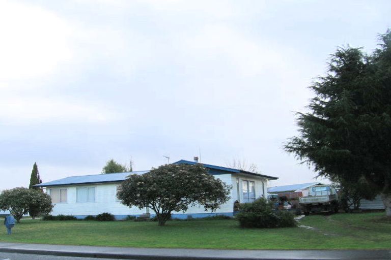 Photo of property in 38 Diaz Drive, Flaxmere, Hastings, 4120