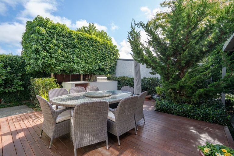 Photo of property in 315 Withells Road, Avonhead, Christchurch, 8042