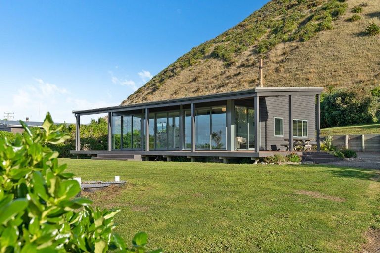 Photo of property in 149 Te Awaiti Road, Tora, Martinborough, 5782