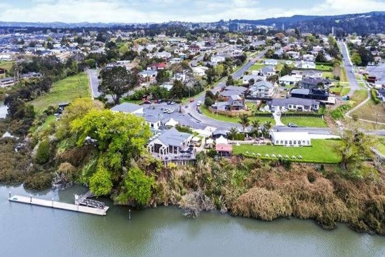 Photo of property in 17b Alexandra Street, Riverhead, 0820