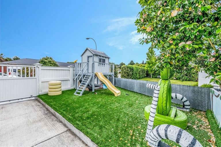 Photo of property in 12 Renwick Place, Hillmorton, Christchurch, 8025