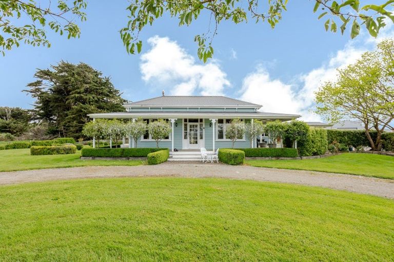 Photo of property in 63 Oparatai Road, Mangatainoka, Pahiatua, 4982