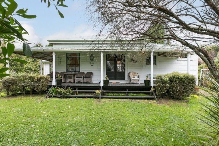 Photo of property in 3 Adolphus Street, Norsewood, 4974