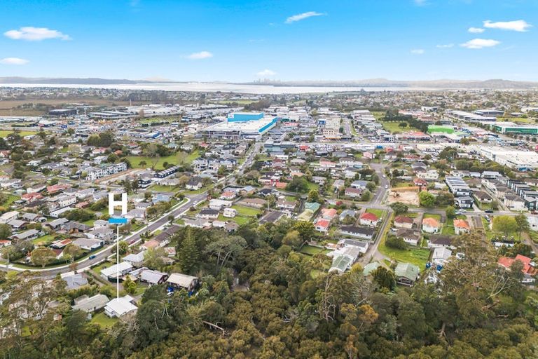 Photo of property in 3/36 Daytona Road, Henderson, Auckland, 0610