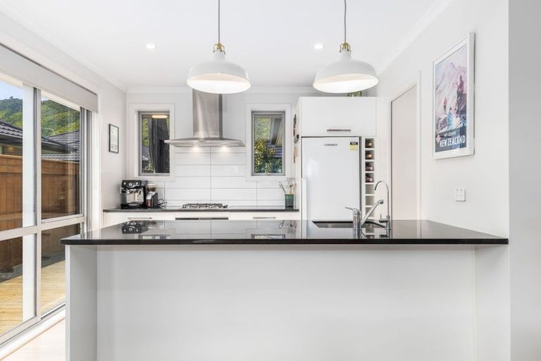 Photo of property in 3 Paioke Street, Waikanae, 5036