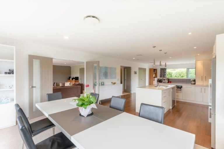 Photo of property in 5 Moss Lane, Raumati Beach, Paraparaumu, 5032